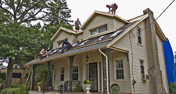 Best New Roof Installation  in Manitowoc, WI